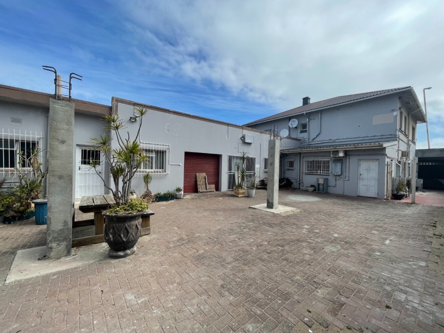 Commercial Property for Sale in Quigney Eastern Cape